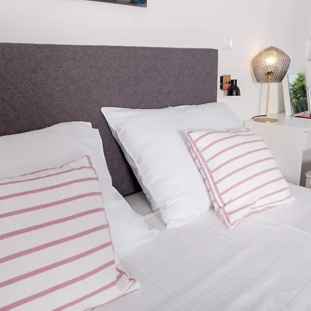 Апартаменты Bilic Сплит